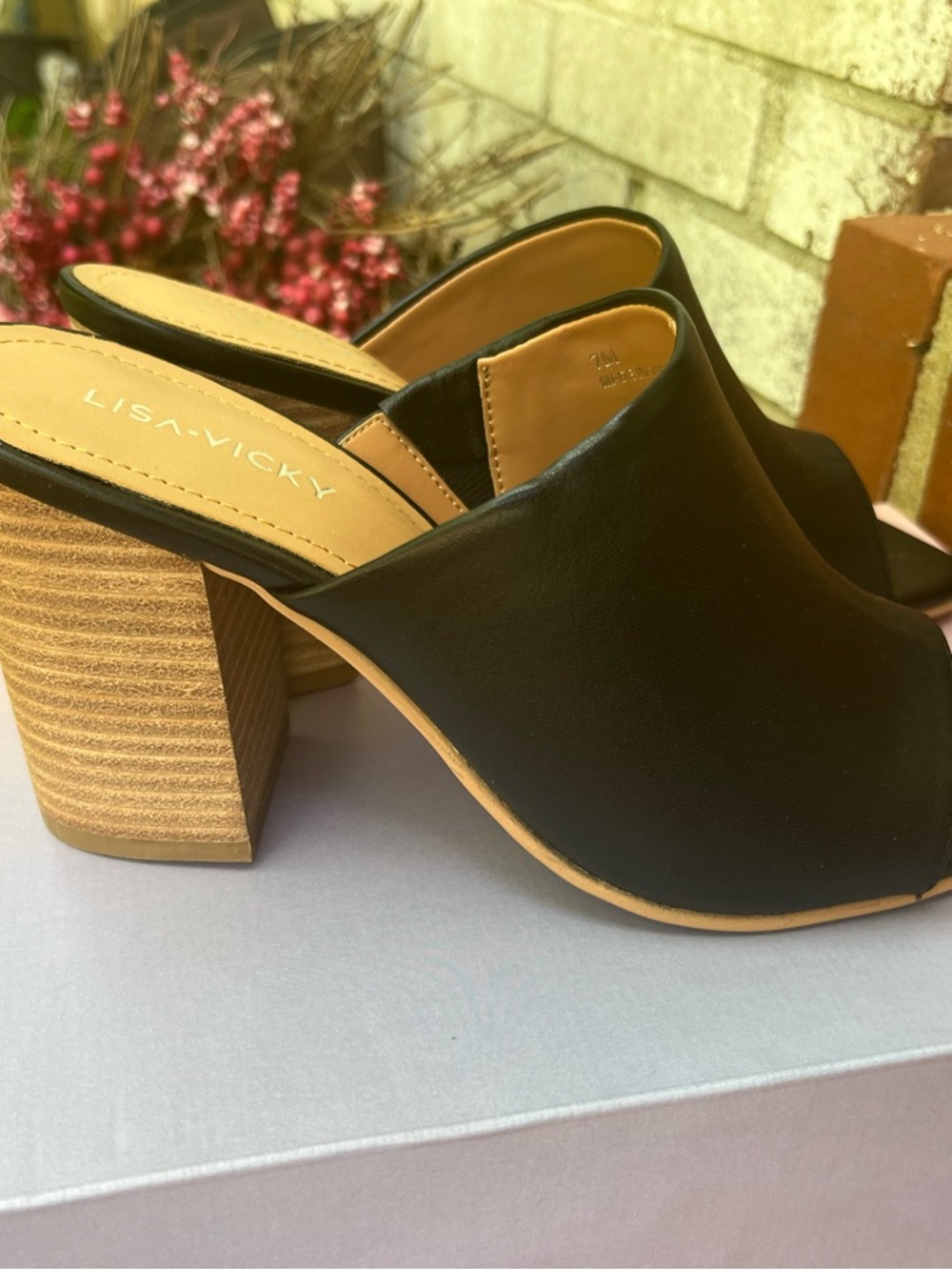 🆕.  Lisa Vicky Wide-Band Black Open-Toe Mule Sandals with Block Heel 7